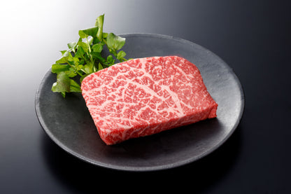 〈産直〉もとぶ牛モモステーキ400g
