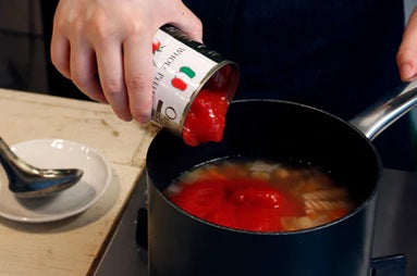 有機ホールトマト缶400G（固形量240G）